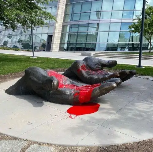 The 'Serve & Protect' Sculpture now with symbolic red paint